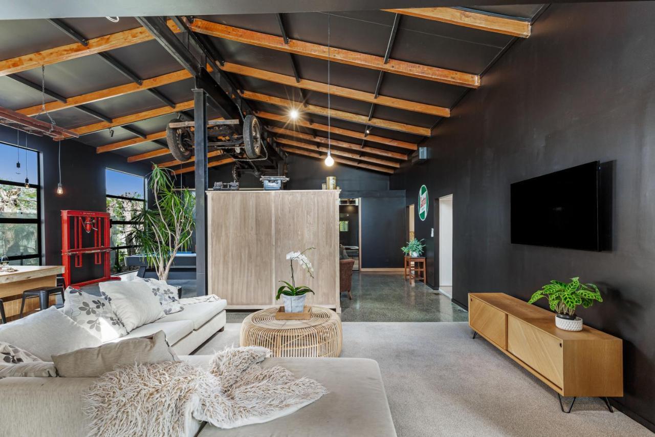 The Black Barn 奥克兰 外观 照片